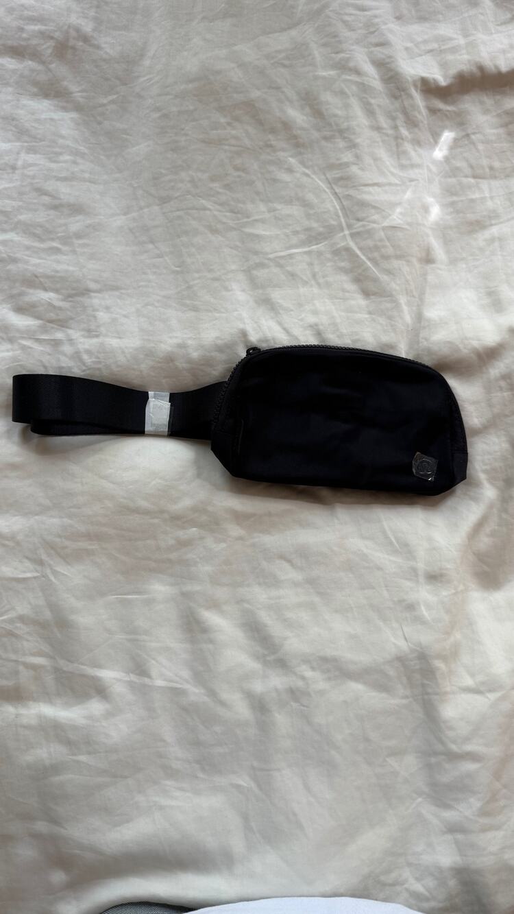 Lululemon Black Belt Bag Adjustable Waist Crossbody One Size